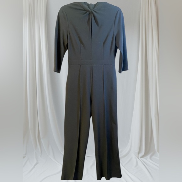 Donna Morgan Sleek Short Sleeve Navy Blue Jumpsuit Size 8 - Picture 1 of 5
